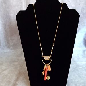 NWT Universal thread necklace